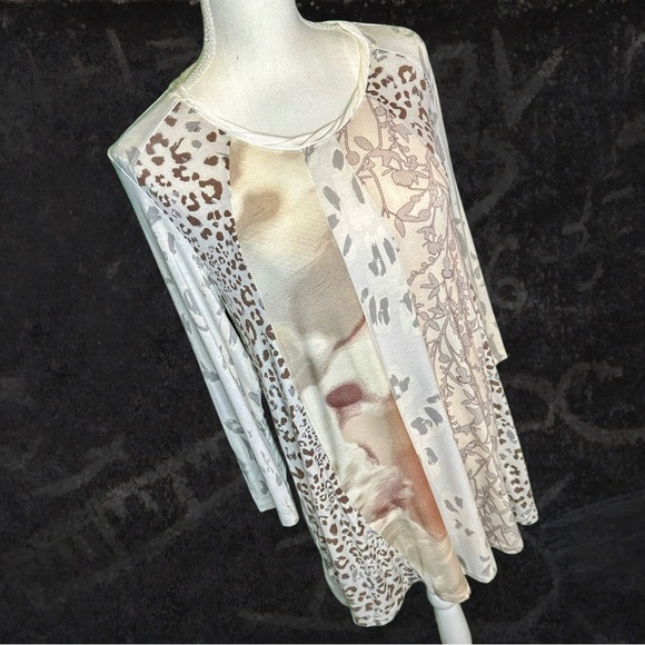 LOGO by Lori Goldstein Neutral Mixed Print Top w/ Twisted Neck Detail Size Small - Picture 11 of 16